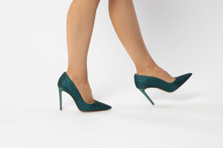 Gianna Melani, Ariel Green Giltter, Dark Green sparkly stiletto with closed back and pointed toes modelled feet and legs, The Shoe Curator