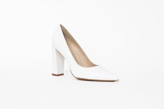 Capelli Rossi White croc patterned leather pump with pointed toes and a block heel, Gee, The Shoe Curator