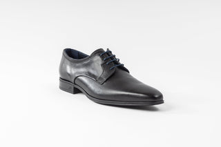 Fluchos, Gordy, Black leather slim squared toe with stiching around the ankle edge and blue laces, The Shoe Curator